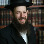 Rabbi E. Goldberg -  Maggid Shiur  RabbiGoldberg@NeimusMoshe.com